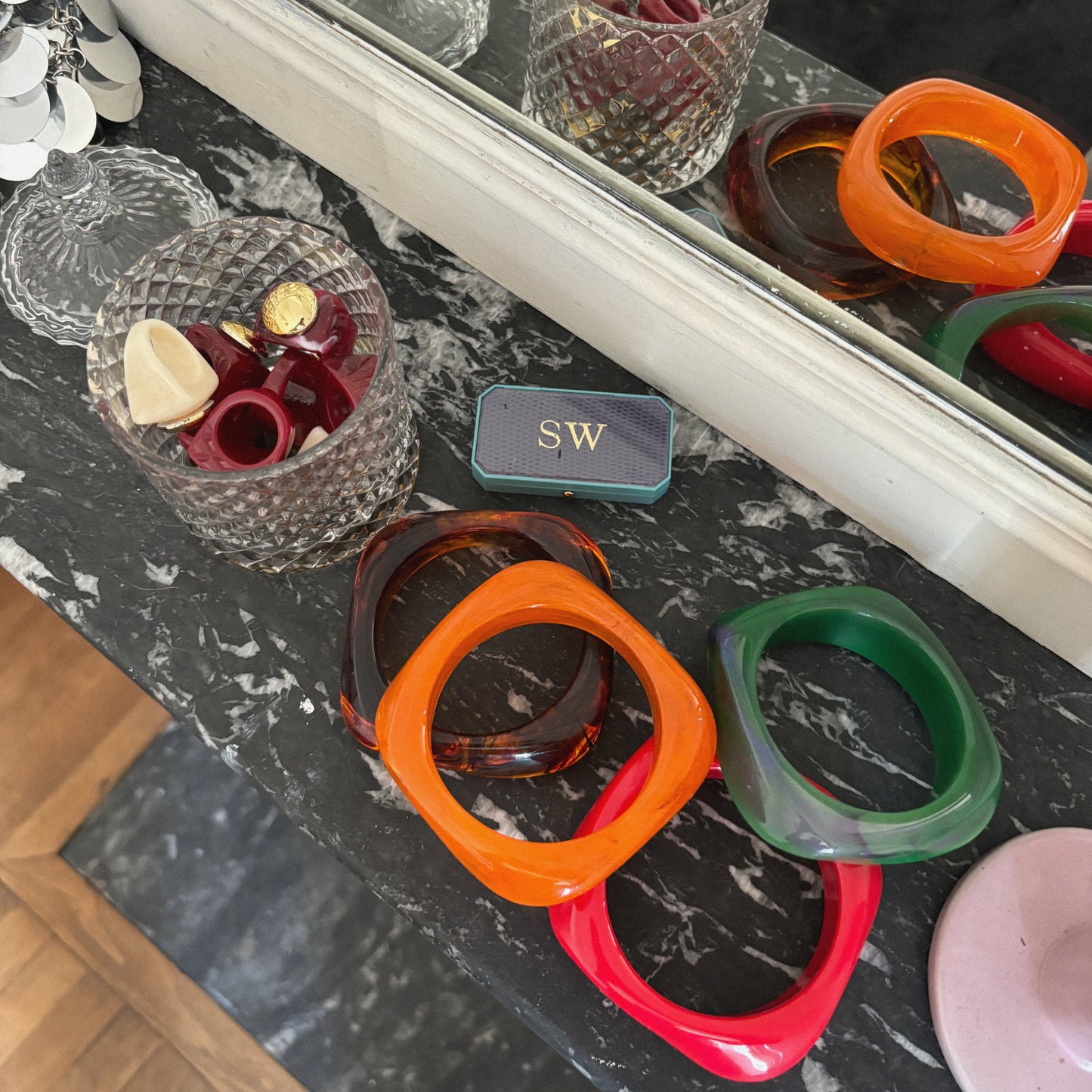 JONC RETRO RESINE ROUGE